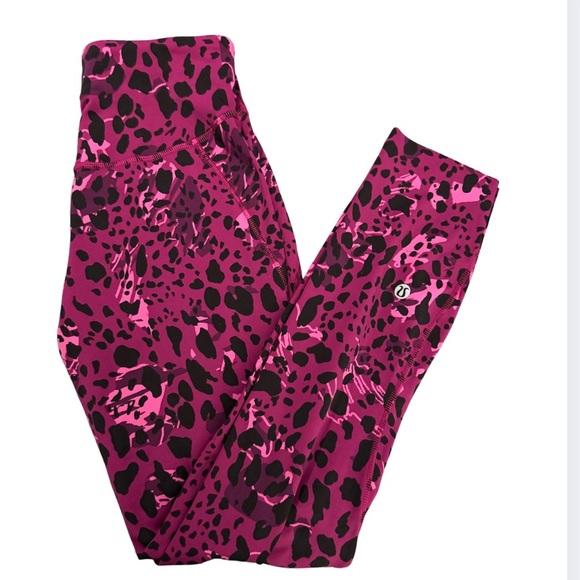 Lululemon Base Pace High-Rise Crop 23"
Cheetah Camo Magenta Purple Size 2 - Picture 2 of 12